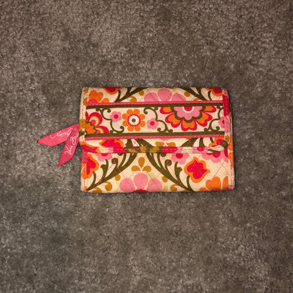 VERA BRADLEY WALLET